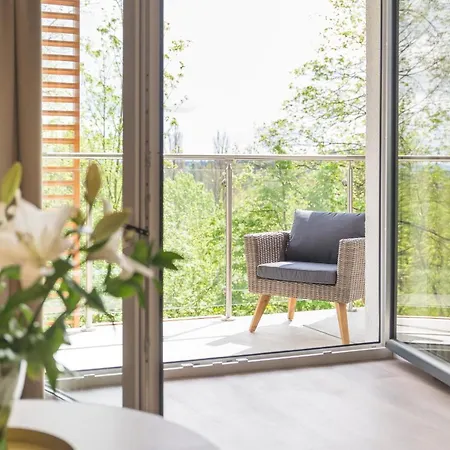 And Spa, Myweek アパート *