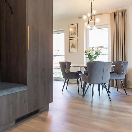 Apartman And Spa, Myweek