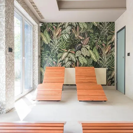 Apartman And Spa, Myweek