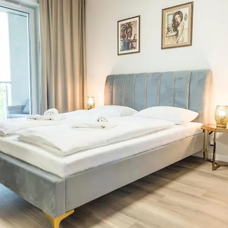 And Spa, Myweek アパート ポラニツァ・ズドゥルイ