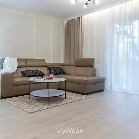 And Spa, Myweek Apartman