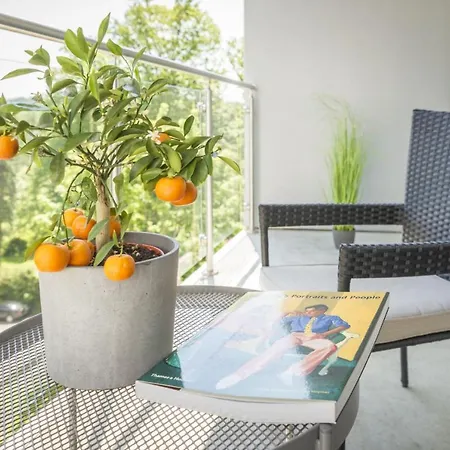 And Spa, Myweek アパート ポラニツァ・ズドゥルイ