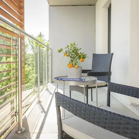 And Spa, Myweek * ポラニツァ・ズドゥルイ