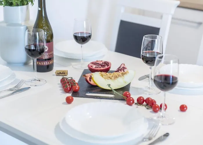 Apartment And Spa, Myweek *