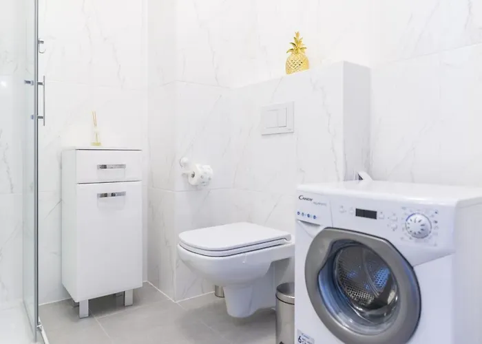 Apartment And Spa, Myweek